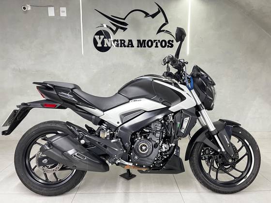 BAJAJ DOMINAR 250 